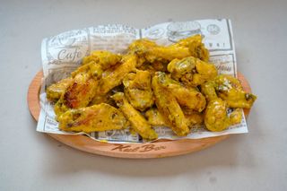 Krilca sa senfom i medom