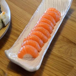 Salmón nigiri box (8 uds.)