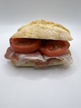 Chapatina De Jamón Serrano Y Tomate