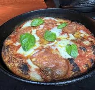 Pizza a ruoto diavola