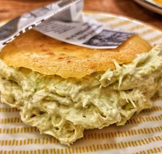 Arepa Reina Pepiada