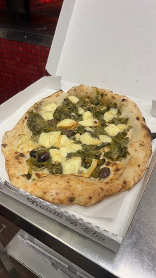 Provola e scarole bianca