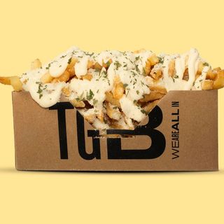 Patatas Bastón Queso Rallado y Hierbas con salsa Alioli 