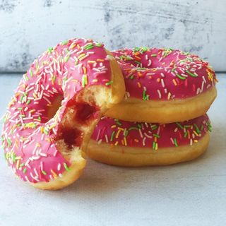 Donat КЛУБНИКА