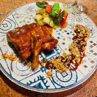 Costillar de cerdo con salsa barbacoa