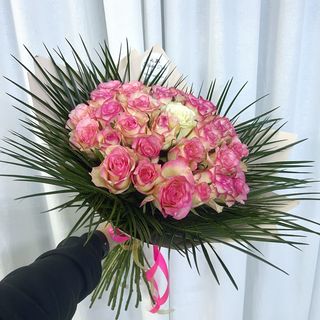 Buchet trandafiri roz