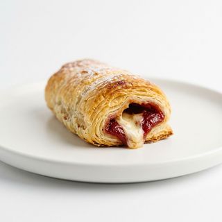 Roll De Guayaba Con Queso