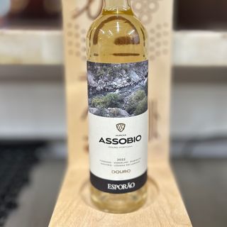 Vinho branco assobio