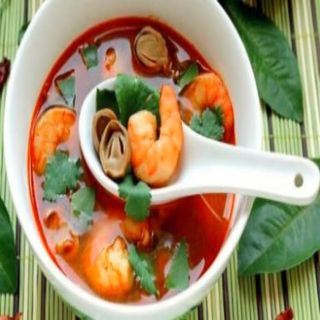 Sopa Tom yam kung (picante)