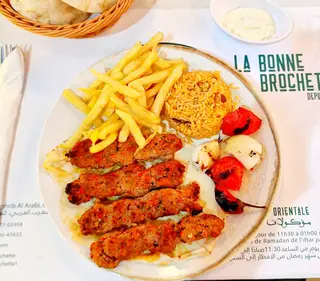 Plat kabab viande