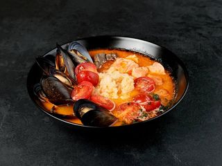 Tom Yum Salmon Deluxe 800ml (800ml)