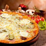 Пица Капричоза (450г)