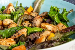 Salada de Frango Salteado