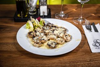 CIUPERCI LA GRATAR CU CASCAVAL