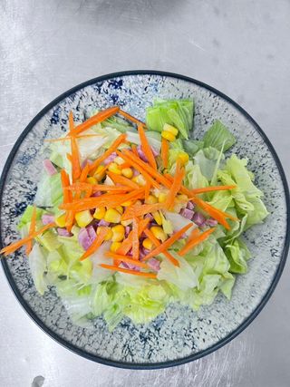 1 Ensalada Especial De La Casa