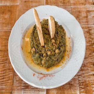 Espinacas Sevillanas Con Garbanzos