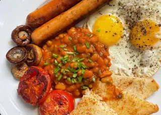 Combo -II English Breakfast (TILL 11 AM)