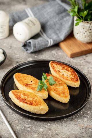 Картопляні зрази з лівером (7 шт). Продукт заморожений.