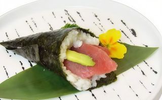 Temaki tonno e avocado - 1 pezzo
