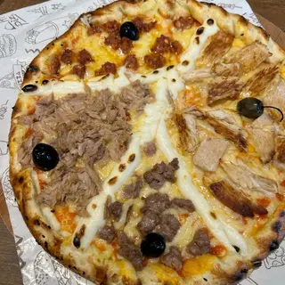 Pizza 4 saisons grande