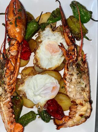 Bogavante Con Patatas