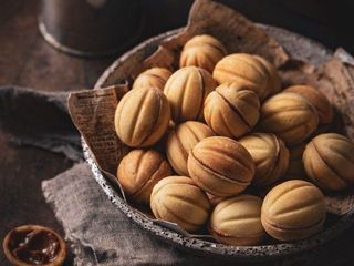 Горішки зі згущеним молоком (1psc)