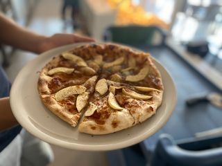 Pizza doce de maçã 