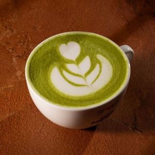 Waniliowa Matcha Latte