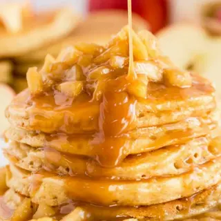 Pancakes  caramel 3 Fruits  + Jus d'orange banane