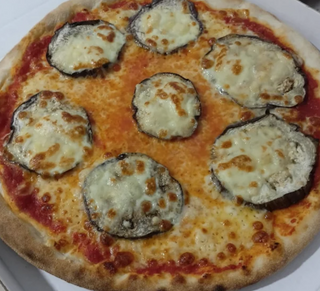 Pizza parmigiana (33 cm)
