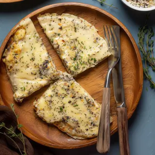 Pizza Garlic naan bread