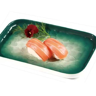 91. Nigiri de salmón (2 pzs.)