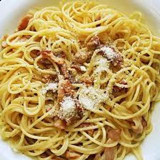 Espaguetis a la carbonara