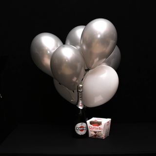 Set Asti Martini, Raffaello și 7 Baloane Alb-Argintiu