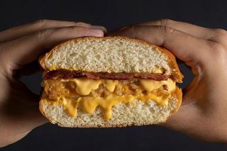 Bacon Macaroni Burger