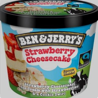 Helado Strawberry Cheesecake