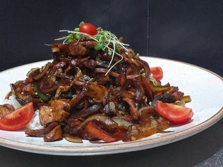 Peking street food piletina