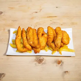 Tiras de pollo rebozadas caseras