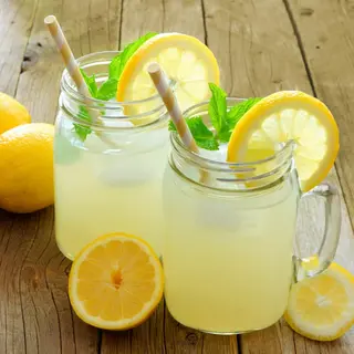 Limonadă cu mentă