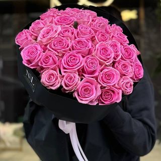 Яскраві троянди