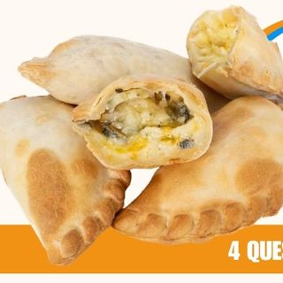 Empanada Cuatro Quesos