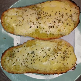 Pan de ajo con queso