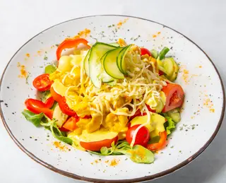 Salata piletina i kurkuma