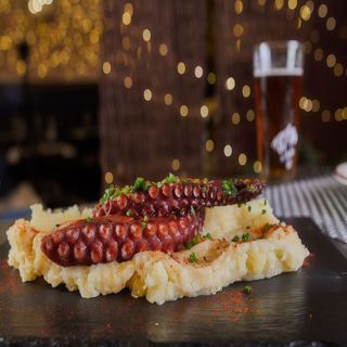 Pulpo A La Brasa