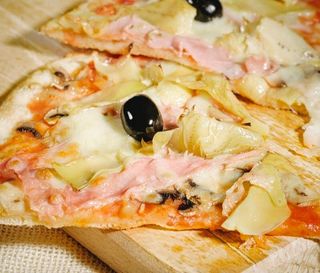 Pizza capricciosa al spicchio 