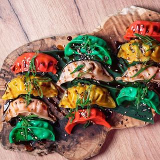 Mix de gyozas (12 uds.)