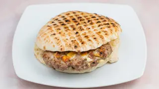 Velika pljeskavica 300g