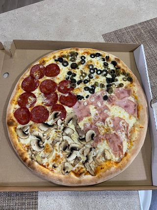 Pizza quattro stagioni 