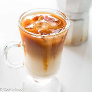 Iced macchiato with caramel