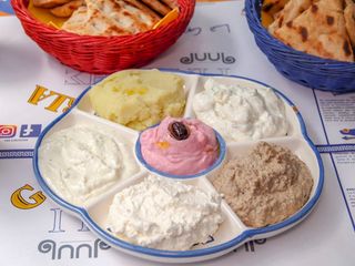 Misto salse con pita